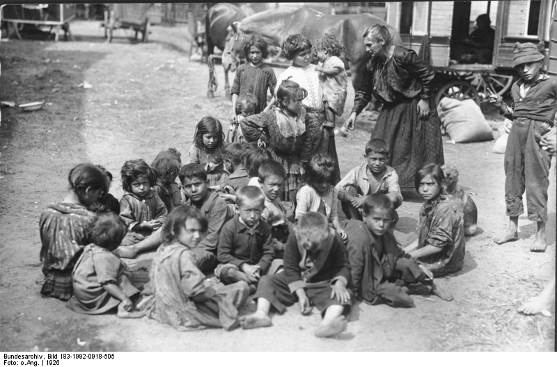 Sinti And Roma 1900-1930 | USC Shoah Foundation